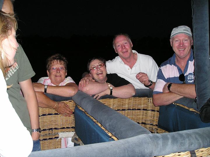 Ballonvlucht 24 mei 2007 (63).JPG